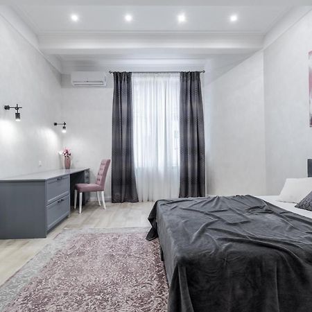 לבוב Inshiapartments On Lysenka Str מראה חיצוני תמונה