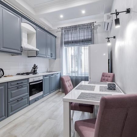 לבוב Inshiapartments On Lysenka Str מראה חיצוני תמונה