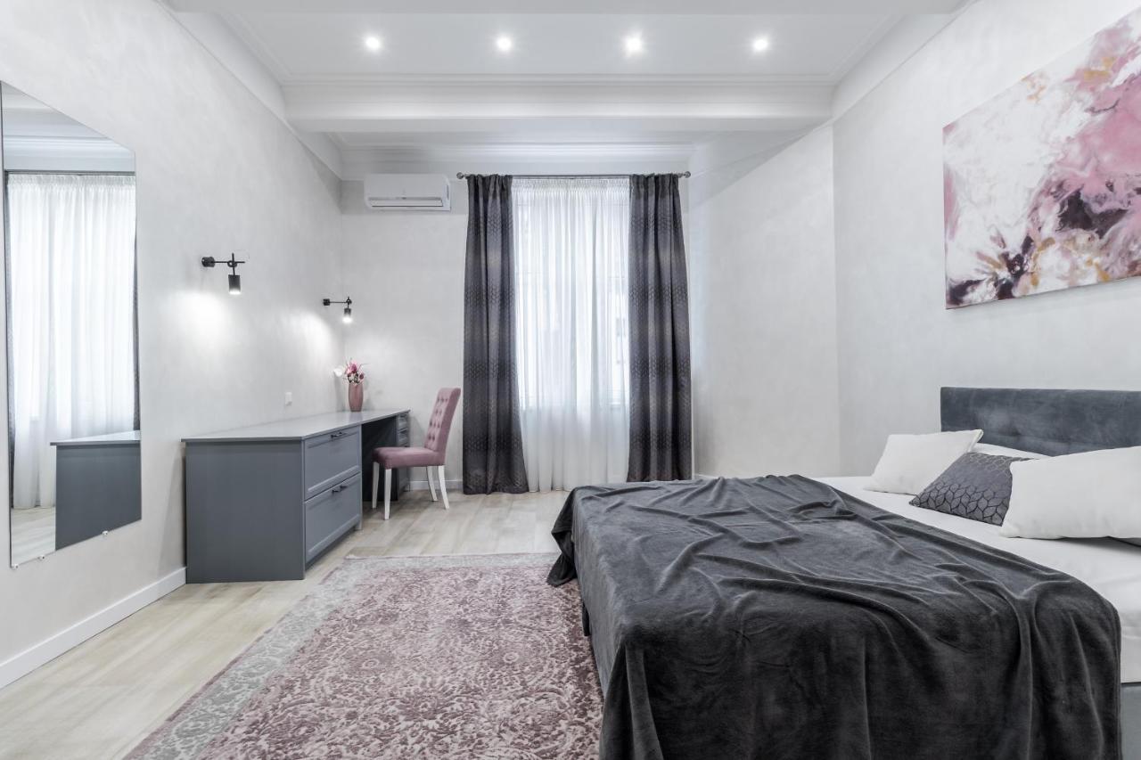 לבוב Inshiapartments On Lysenka Str מראה חיצוני תמונה