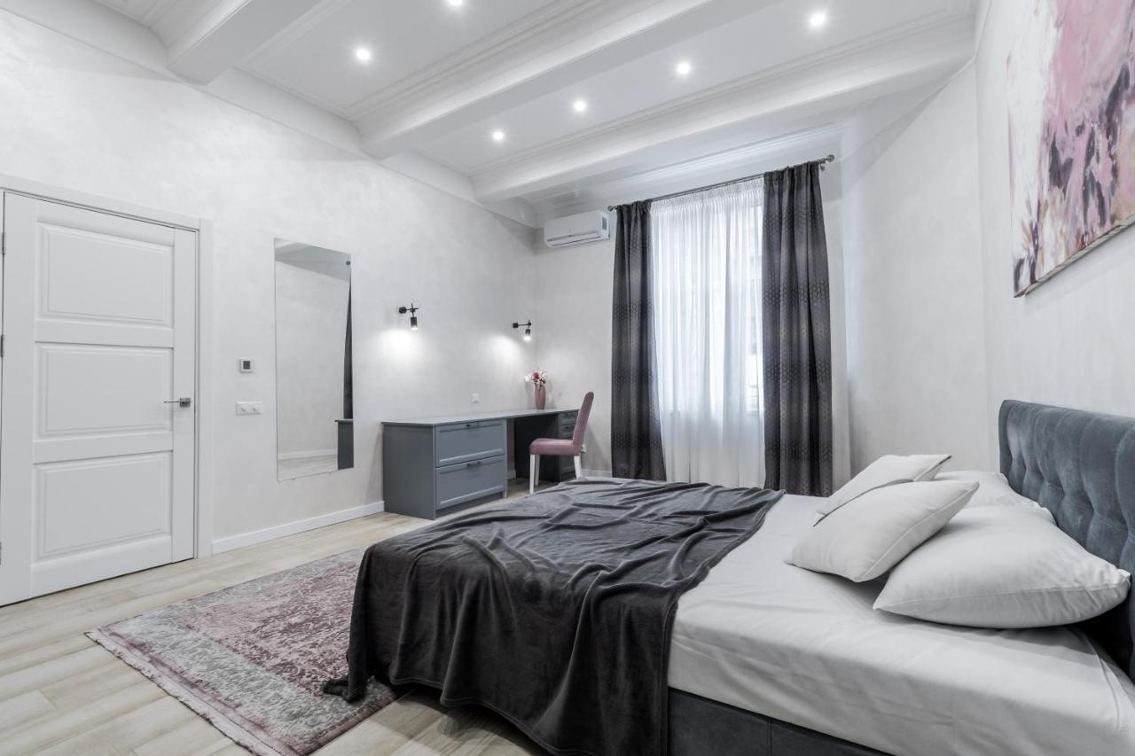 לבוב Inshiapartments On Lysenka Str מראה חיצוני תמונה